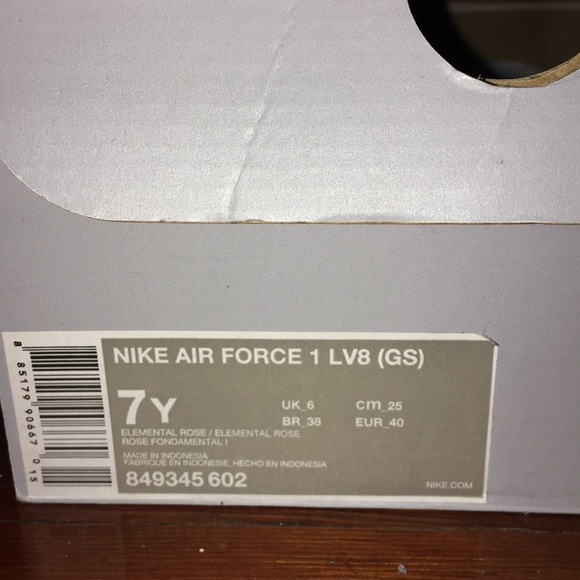 Nike air forces - Picture 2 of 3